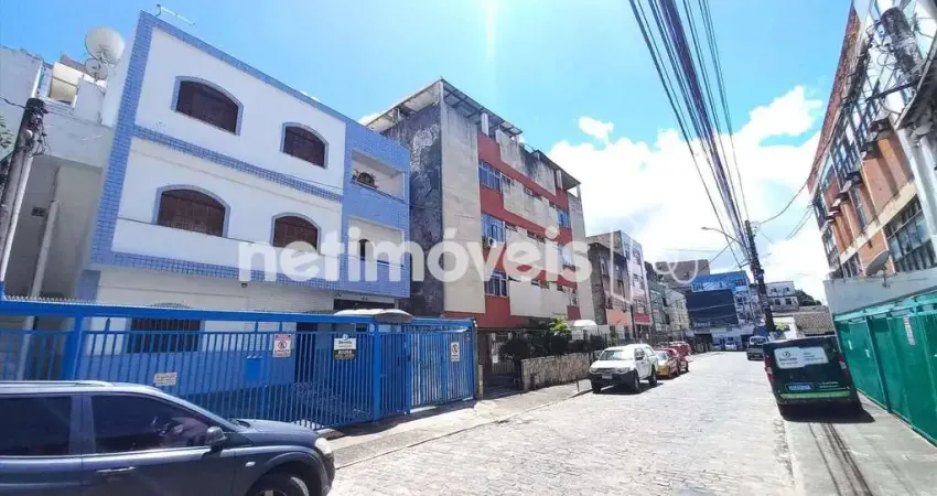 Apartamento com 3 quartos para alugar na Rua Desembargador Adolfo Ribeiro Santos Souza, 9, Nazaré, Salvador