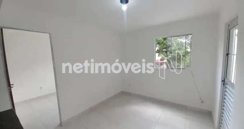 Apartamento com 2 quartos para alugar na Rua Machado Monteiro, 103, Roma, Salvador