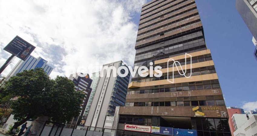 Sala comercial com 1 sala para alugar na Avenida Tancredo Neves, Caminho das Árvores, Salvador