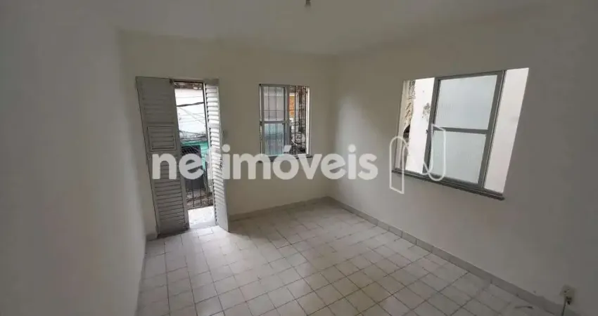 Apartamento com 2 quartos para alugar na Rua Rio de Contas, 34, Monte Serrat, Salvador