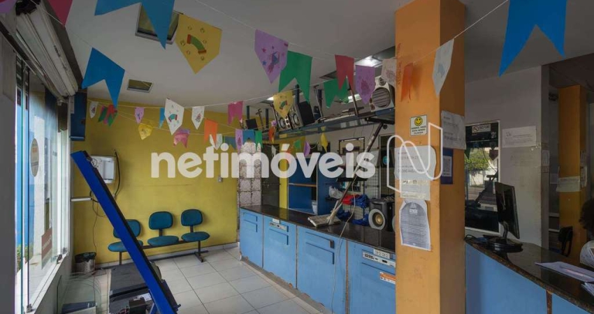 Ponto comercial com 3 salas para alugar na Avenida Fernandes da Cunha, Roma, Salvador