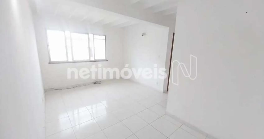 Apartamento com 1 quarto para alugar na Rua Aymoré Moreira, 41, Trobogy, Salvador