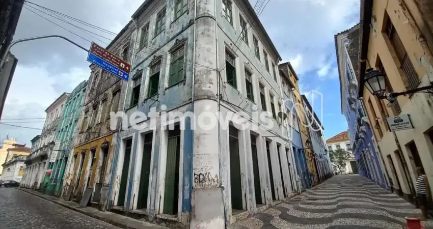Área comercial com 3 pavimentos para aluguel ou venda no centro histórico