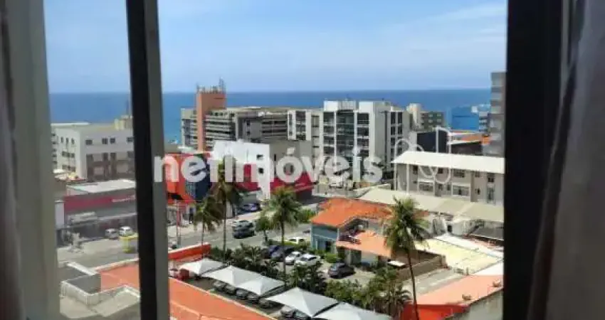 Apartamento amplo, ventilado, totalmente nascente, com 160 m²;, vista mar encantadora