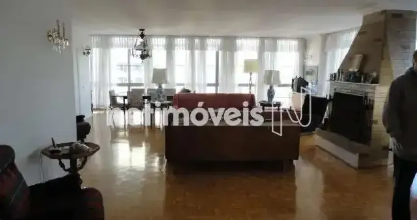 Cobertura Exclusiva para Locação – Jardim Paulista | Edifício Ibirana