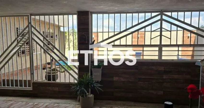 Linda Casa a Venda na Vila Josefina, Jundiai  EXCELENTE LOCALIZACAO