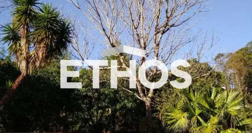 Casa de campo com piscina e churrasqueira na Estancia Figueira Branca