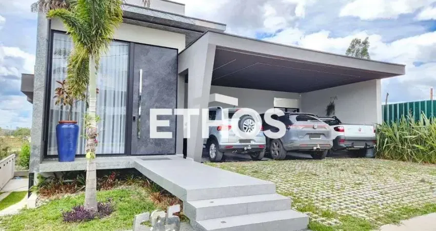 Casa com 4 quartos à venda na Avenida Doutor João Omar Marçura, 1, Horto Florestal, Jundiaí