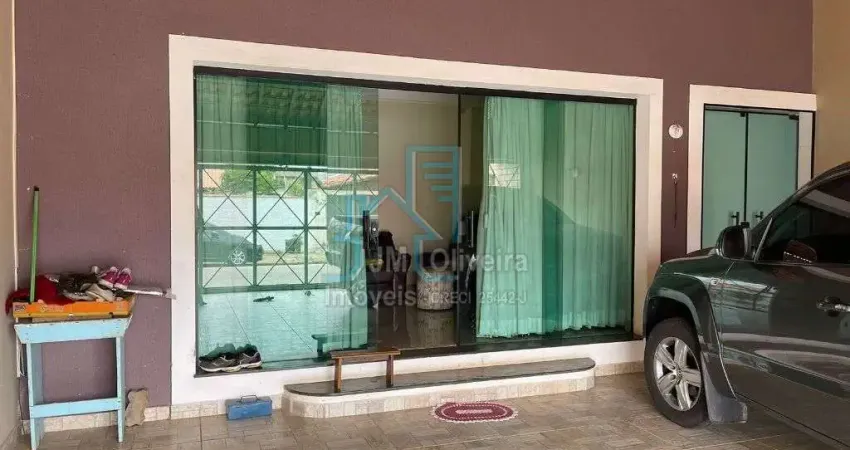Casa com 3 quartos à venda no Jardim Shangri-lá, Itapetininga 