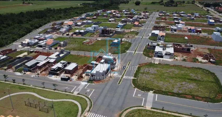 Terreno à venda no Villaggio Di Capri, Itapetininga