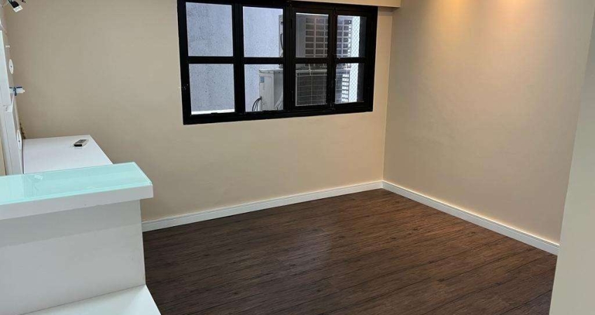Sala comercial com 2 salas à venda na Rua João Moura, 627, Pinheiros, São Paulo
