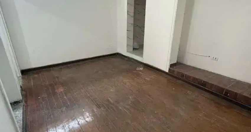 Casa com 2 quartos para alugar na Rua Anhangüera, 485, Barra Funda, São Paulo