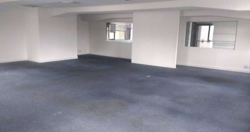 Sala comercial com 2 salas para alugar na Rua Sansão Alves dos Santos, 20, Cidade Monções, São Paulo