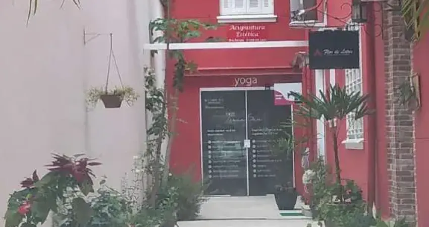 Casa comercial com 8 salas à venda na Avenida Pavão, 110, Indianópolis, São Paulo