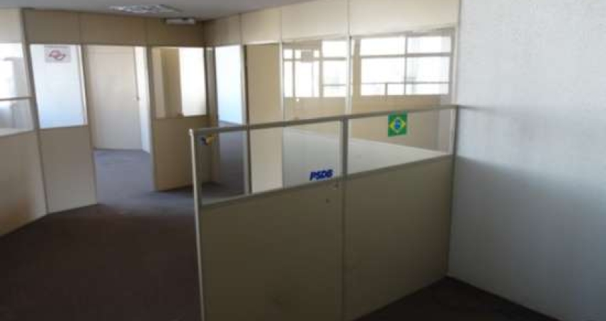 Sala comercial com 1 sala para alugar na Rua Santo Antônio, 184, Centro, São Paulo