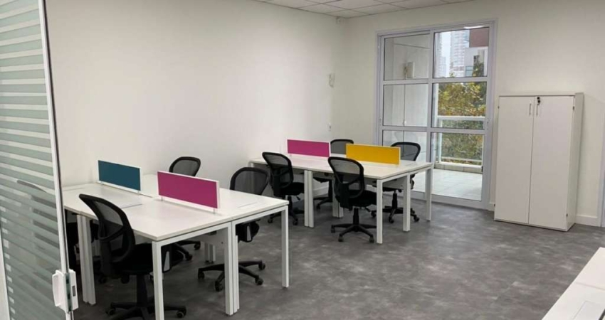 Sala comercial com 3 salas para alugar na Avenida Doutor Chucri Zaidan, 1550, Vila Cordeiro, São Paulo