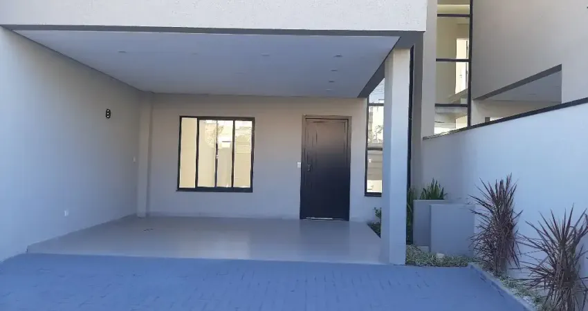 Sua busca por imóvel pode finalizar aqui! Duplex com 170m² e amplo quintal livre.