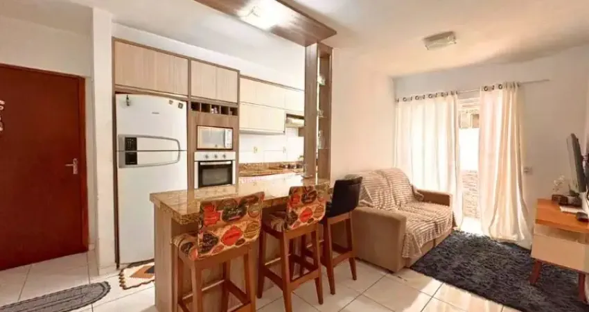 Apartamento térreo no centro de navegantes - 700 metros da praia