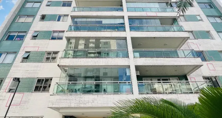 Excelente apartamento na ponta negra, vista rio, nascente, em condomínio fechado.