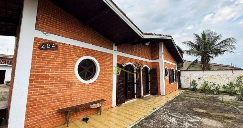 Casa com 4 dormitórios, 204 m² - venda por R$ 500.000,00 ou aluguel por R$ 2.600,00/mês - Jardim das Palmeiras - Itanhaém/SP
