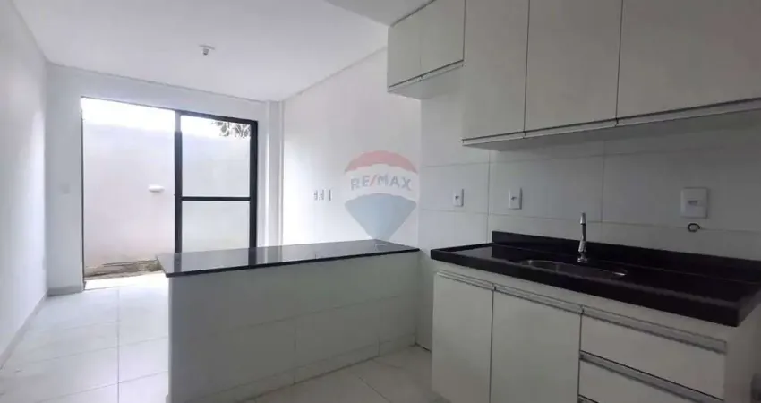 Apartamento  térreo para locação, 2 dormitórios, a 400m da praia, no Bessa, João Pessoa - PB