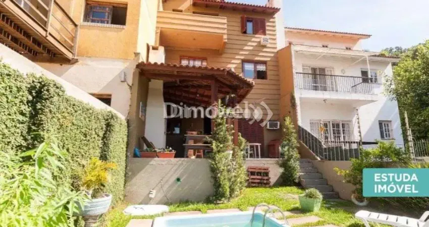 Casa com 4 quartos à venda na Rua Professor Antônio José Remião, 300, Espírito Santo, Porto Alegre