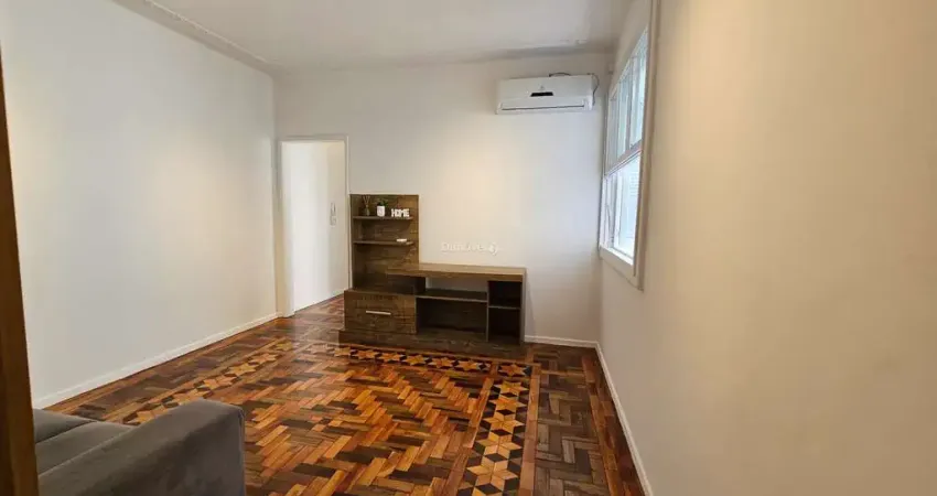 Apartamento com 2 quartos à venda na Rua Washington Luiz, 178, Centro Histórico, Porto Alegre