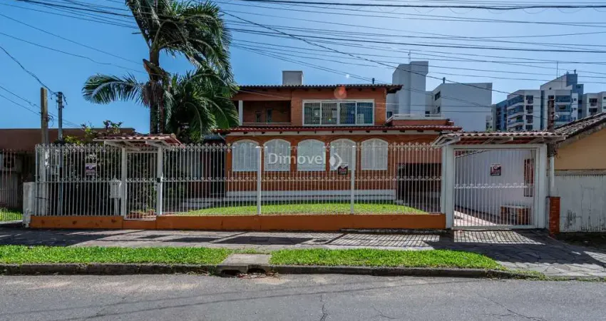Casa com 5 quartos à venda na Rua Santa Vitória, 45, Tristeza, Porto Alegre