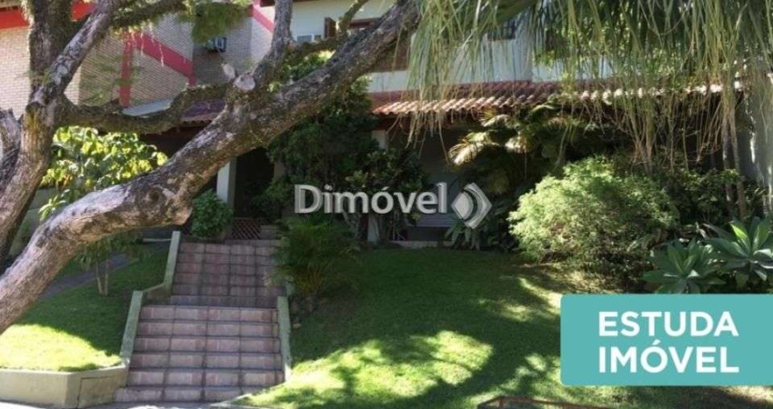 Casa em condomínio fechado com 3 quartos à venda na Rua Professor Antônio José Remião, 15, Espírito Santo, Porto Alegre