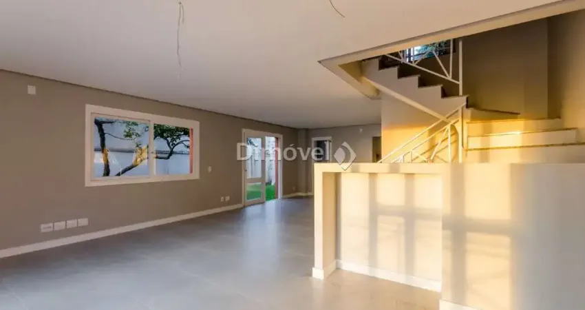 Casa em condomínio fechado com 4 quartos à venda na Avenida Guaíba, 4400, Vila Assunção, Porto Alegre