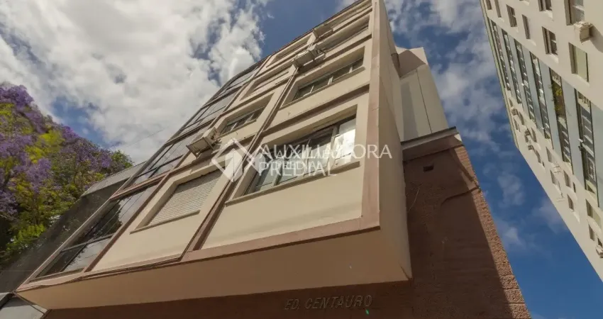 Apartamento 3 Dormitórios à venda no Rio Branco, Porto Alegre