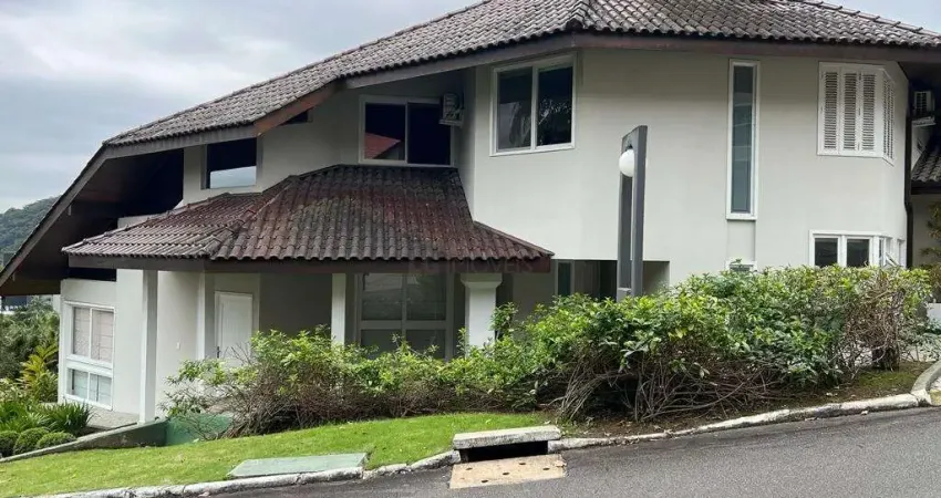 Casa com 4 quartos à venda na Rua Quinze de Novembro, 2119, Glória, Joinville