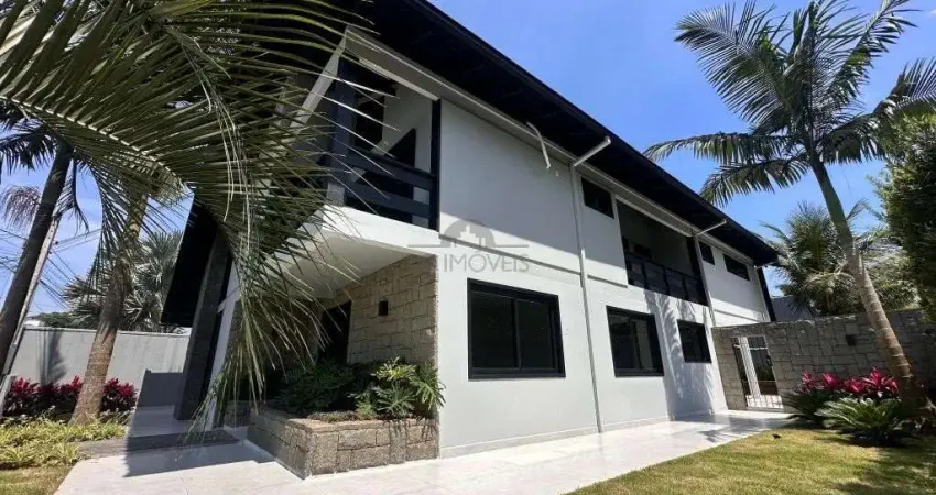 Casa com 4 quartos à venda na RUA VEREADOR ALFREDO ZIMMERMANN, 157, Floresta, Joinville