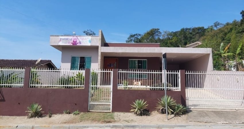 Casa em Penha a venda - Próximo a Praia Alegre