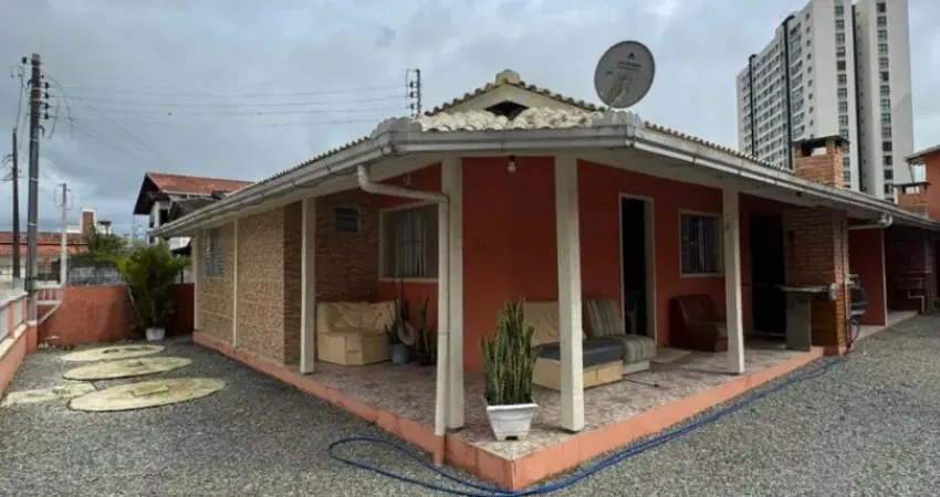 Casa com 8 quartos à venda na Avenida Nereu Ramos, 1317, Praia Alegre, Penha