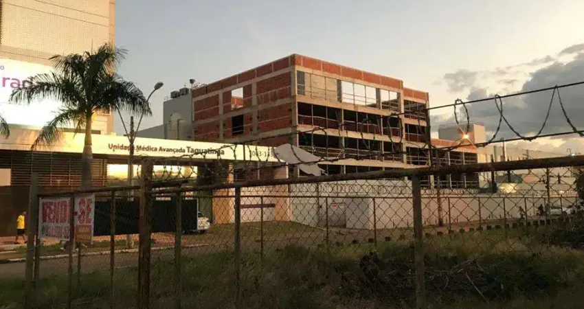terreno de esquina em TAGUATINGA SUL AO LADO DO SANTA MARTA