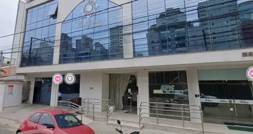 Loja e ou sala térrea com 131 m² bairro meia praia- itapema-sc.