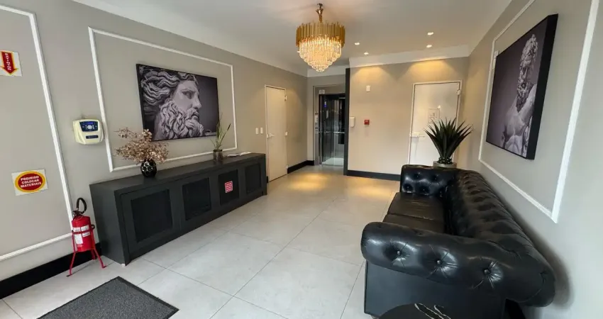 Vendo apartamento de 4 dormitórios sendo 2 suítes na meia praia em itapema-sc