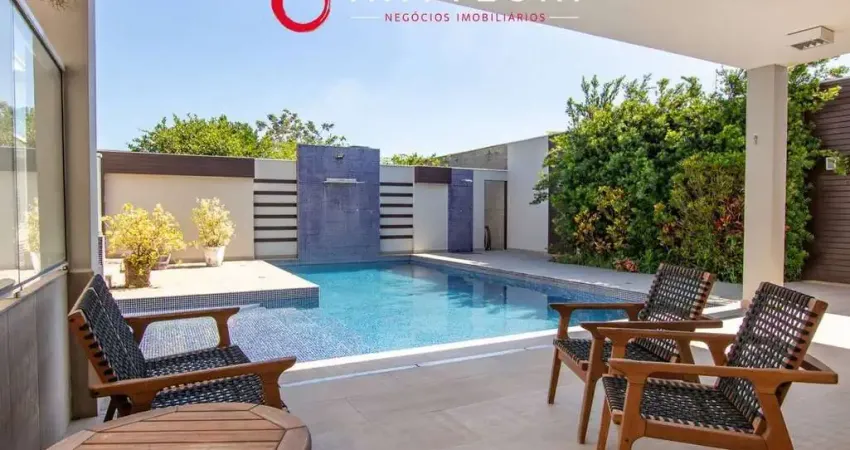 Casa de Alto Padrão em Capivari de Baixo - Espaço, Conforto e Sustentabilidade