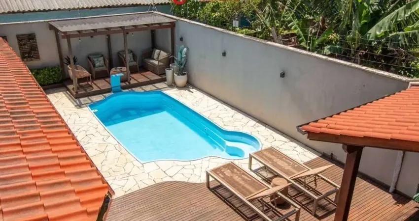 Casa de alto padrão no centro – conforto, segurança e sofisticação