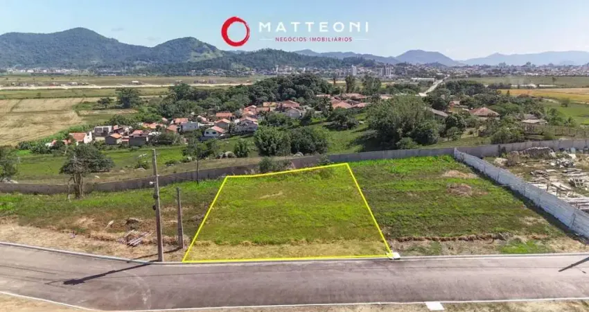 Terreno em condomínio fechado – segurança, natureza e valorização!