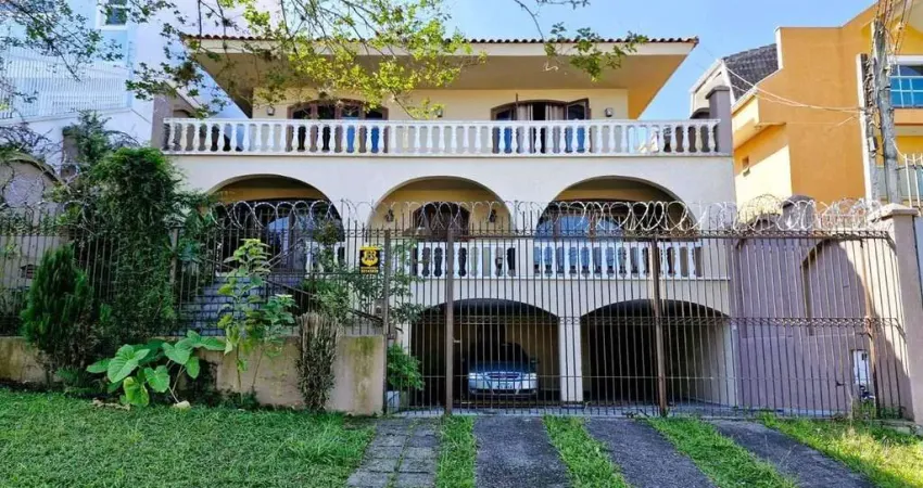 Imóvel de Alto Padrão com 510m2 para Locação no Bairro Guabirotuba em Curitiba