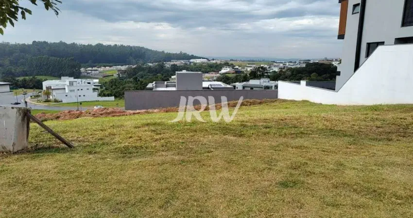 TERRENO A VENDA NO CONDOMÍNIO VILLA DOS PINHEIROS NA CIDADE DE INDAIATUBA  Metragem de  513,96 m² com excelente vista.  Condomínio de alto padrão no i