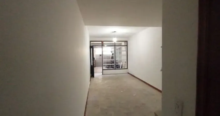 Casa com 2 quartos à venda na Rua Gil Eanes, Campo Belo, São Paulo