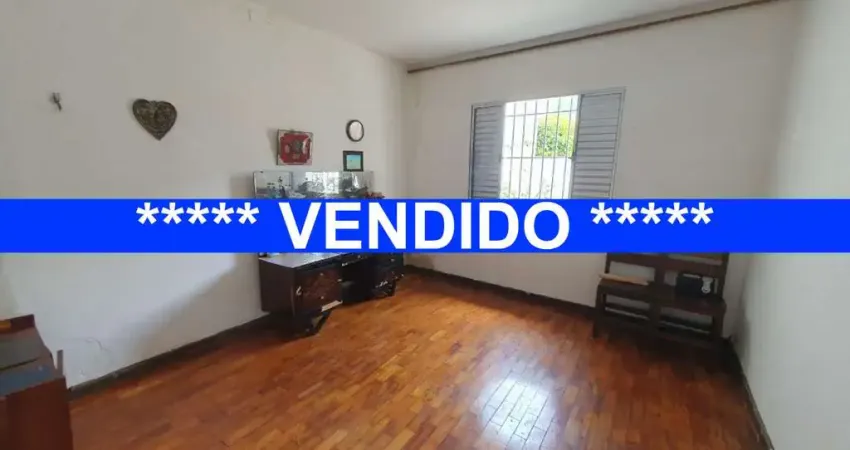 Casa a venda, 3 dormitórios, sala, cozinha, banheiro,  5 vagas, 252 metros (5 minutos) da estação metrô giovani gronchi. jardim monte azul.