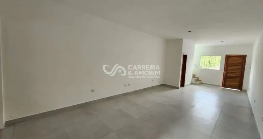 Casa a venda, sobrado, 03 dormitórios, suíte, 03 vagas de garagem, quintal, capão redondo, novo.