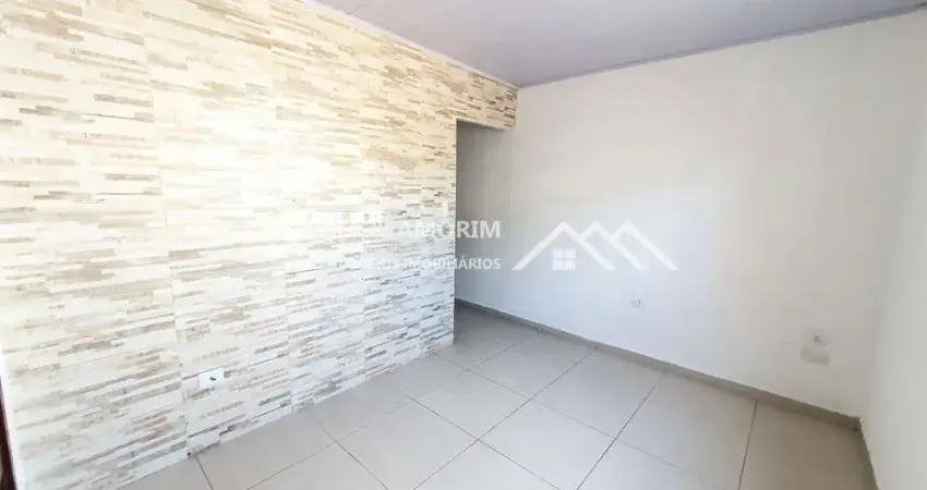 CASA A VENDA, TÉRREA 3 DORMITÓRIOS, SALA, COZINHA, BANHEIRO, LAVANDERIA, QUINTAL, 2 VAGAS COBERTAS. JARDIM GERMÂNIA.