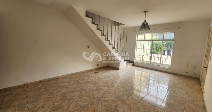 CASA À VENDA 04 DORMITÓRIOS, GARAGEM COBERTA, VARANDA, LOCALIZAÇÃO PRIVILEGIADA, VILA DAS BELEZAS, ESTRADA DE ITAPECERICA, HOSPITAL CAMPO LIMPO