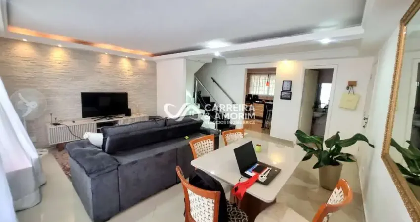 CASA A VENDA EM CONDOMÍNIO, 4 DORMITÓRIOS, 2 SUÍTES, SALA 2 AMBIENTES, SÓTÃO, QUINTAL, 3 VAGAS. COND. VILLA DAS FLORES - HORTO DO YPÊ - PARQUE MUNHOZ.