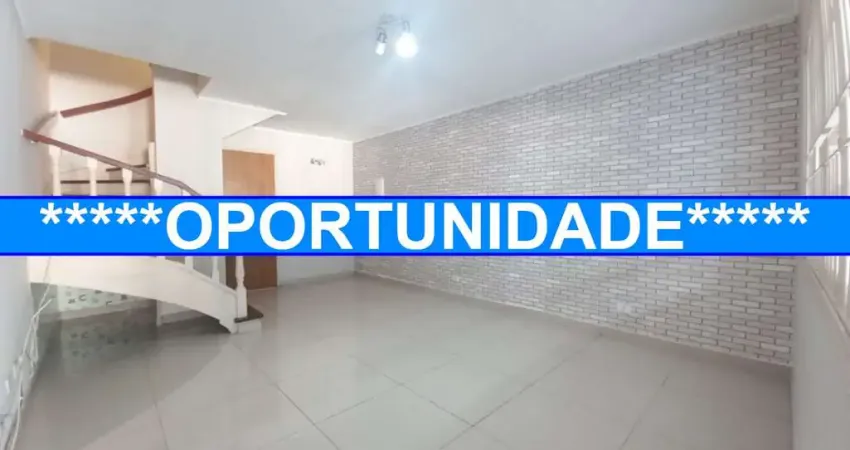 CASA A VENDA, SOBRADO 2 DORMITÓRIOS, SALA, COZINHA, QUINTAL E GARAGEM. 900 METROS METRÔ GIOVANNI E TERMINAL JOÃO DIAS. VILA DAS BELEZAS.